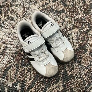 Adidas White and Black Sneakers Kids Court Velcro Sneakers size 1